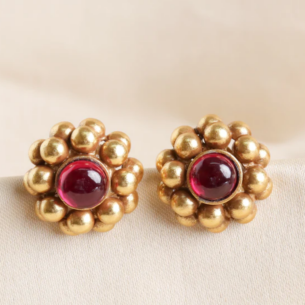 Goldplated Kudi Studds