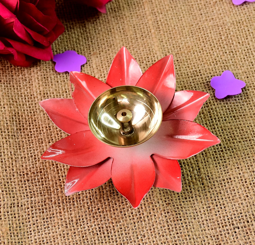 Lotus Shaped Brass Oil Diya 1 (pcs)
